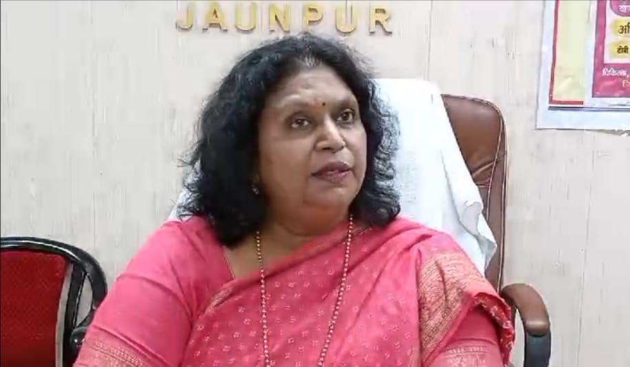 टीबी की रोकथाम के लिए स्वास्थ्य विभाग घर घर चला रही अभियान,घर घर खोजे जा रहे मरीज टीबी की रोकथाम के लिए स्वास्थ्य विभाग घर घर चला रही अभियान,घर घर खोजे जा रहे मरीज