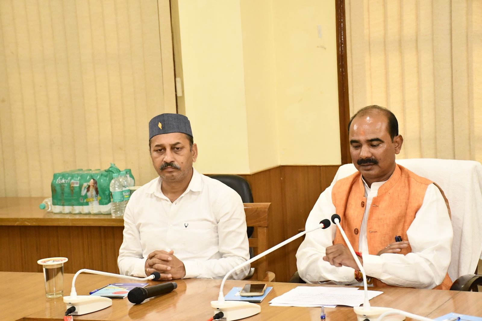 प्रेस वार्ता में जानकारी देते हुए केंद्रीय सड़क परिवहन राज्य मंत्री अजय टम्टा। प्रेस वार्ता में जानकारी देते हुए केंद्रीय सड़क परिवहन राज्य मंत्री अजय टम्टा।