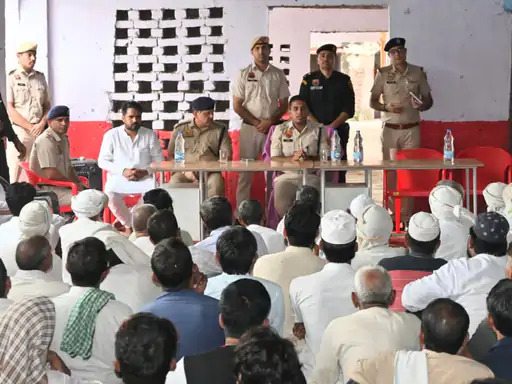 पलवल : चुनाव में विघ्न डालने की चेष्टा की तो खैर नहीं, कानून हाथ में लेने पर होगी कड़ी कार्रवाई - एसपी चंद्र मोहन पलवल : चुनाव में विघ्न डालने की चेष्टा की तो खैर नहीं, कानून हाथ में लेने पर होगी कड़ी कार्रवाई - एसपी चंद्र मोहन
