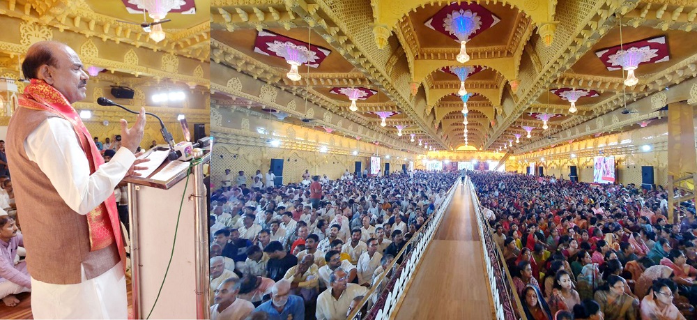 मप्रः लोकसभा अध्यक्ष ओम बिरला ने भाग्योदय तीर्थ पहुंचकर लिया मुनिश्री का आशीर्वाद मप्रः लोकसभा अध्यक्ष ओम बिरला ने भाग्योदय तीर्थ पहुंचकर लिया मुनिश्री का आशीर्वाद