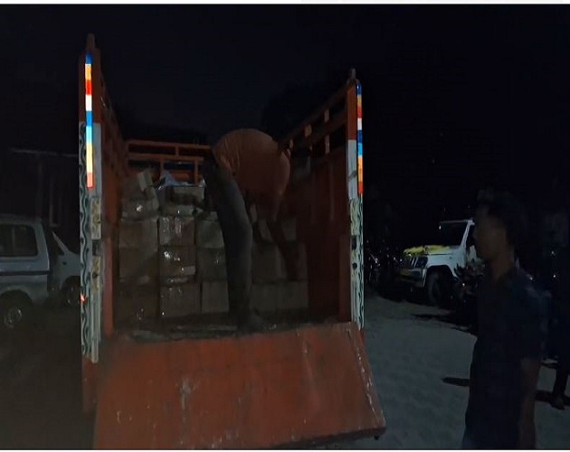 huge amount of illicit liquor seized from a pickup van