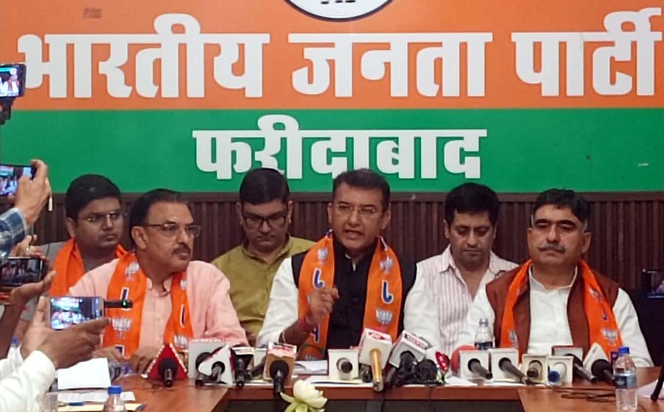 पत्रकार वार्ता को संबोधित करते भाजपा प्रवक्ता राजीव जेटली पत्रकार वार्ता को संबोधित करते भाजपा प्रवक्ता राजीव जेटली