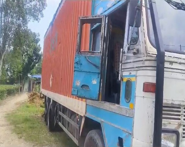 Buffalo smuggling through postal parcel vehicle Buffalo smuggling through postal parcel vehicle