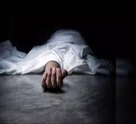 कानपुर: घर में सो रही महिला की हत्या, 9 वर्षीय बच्ची घायल कानपुर: घर में सो रही महिला की हत्या, 9 वर्षीय बच्ची घायल