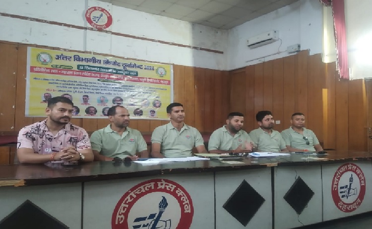 सचिवालय क्रिकेट क्लब ने की पत्रकार वार्ता सचिवालय क्रिकेट क्लब ने की पत्रकार वार्ता