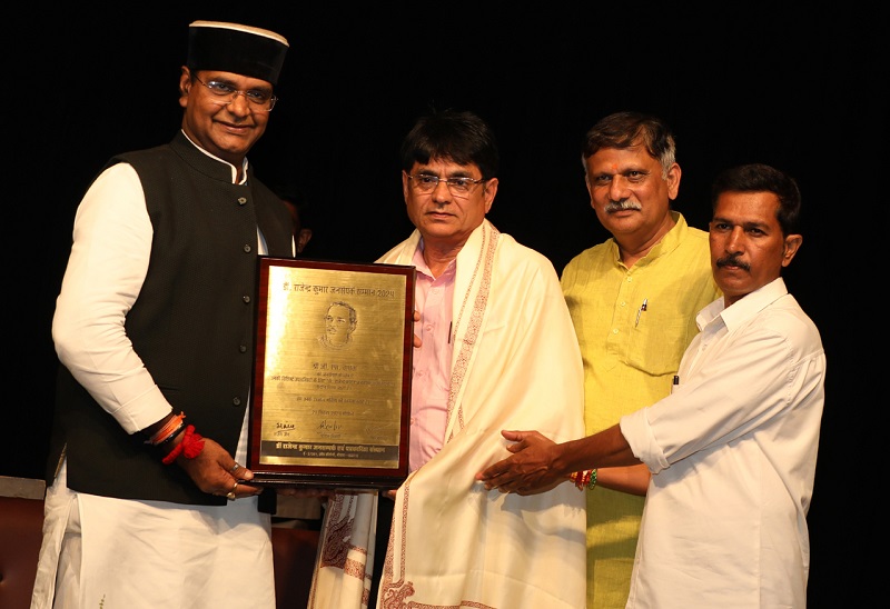 राज्य सरकार रंगमंच और साहित्य को बढ़ावा देने हमेशा साथ : मंत्री सारंग राज्य सरकार रंगमंच और साहित्य को बढ़ावा देने हमेशा साथ : मंत्री सारंग