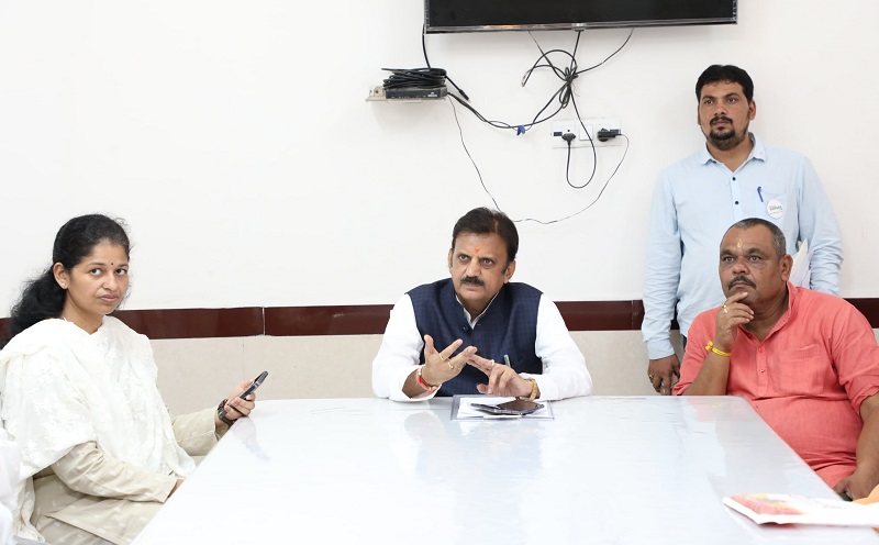 संस्कृत विश्वविद्यालय रीवा में संस्कृति अध्ययन को करें प्रोत्साहित : उप मुख्यमंत्री शुक्ल संस्कृत विश्वविद्यालय रीवा में संस्कृति अध्ययन को करें प्रोत्साहित : उप मुख्यमंत्री शुक्ल