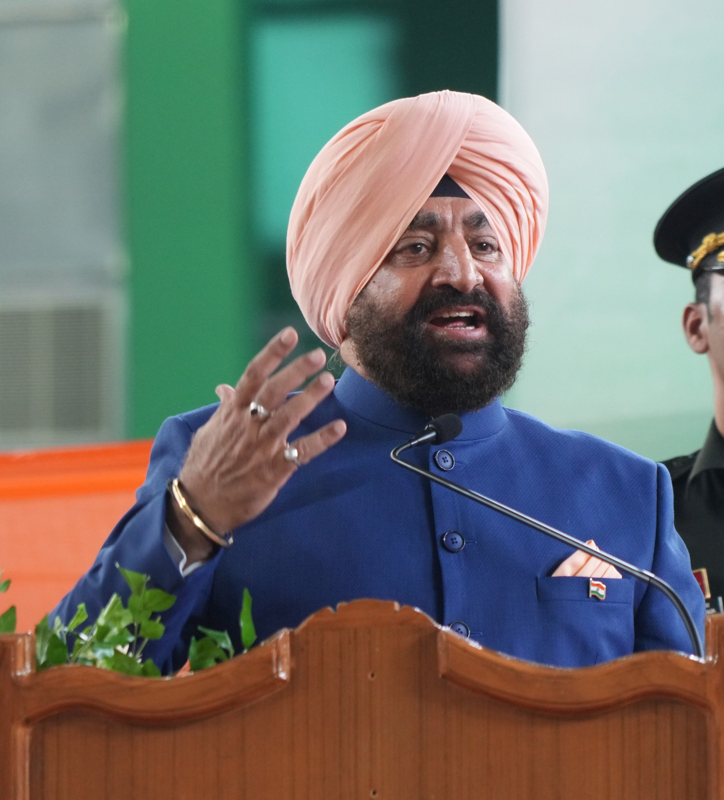 राज्यपाल लेफ्टिनेंट जनरल गुरमीत सिंह (से.नि.) शनिवार को महाराणा प्रताप स्टेडियम में 33 वीं सीनियर राष्ट्रीय वुशु चैंपियनशिप का शुभारंभ के मौके पर संबोधित करते। राज्यपाल लेफ्टिनेंट जनरल गुरमीत सिंह (से.नि.) शनिवार को महाराणा प्रताप स्टेडियम में 33 वीं सीनियर राष्ट्रीय वुशु चैंपियनशिप का शुभारंभ के मौके पर संबोधित करते।