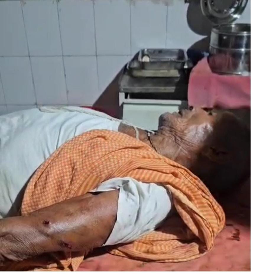 घायल वृद्ध घायल वृद्ध