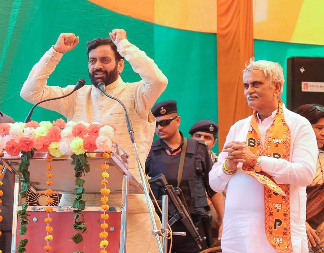फोटो कैप्शन: 22 आरटीके: 1 गोहाना अड्डा पर आयोजित भाजपा प्रत्याशी के पक्ष में जनसभा को संबोधित करते कार्यवाहक मुख्यमंत्री नायब सैनी। फोटो कैप्शन: 22 आरटीके: 1 गोहाना अड्डा पर आयोजित भाजपा प्रत्याशी के पक्ष में जनसभा को संबोधित करते कार्यवाहक मुख्यमंत्री नायब सैनी।