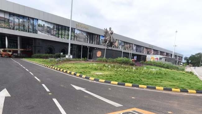पुणे के लोहमार्ग एयरपोर्ट का नाम बदलकर जगद्गुरु संत तुकाराम महाराज एयरपोर्ट किए जाने को कैबिनेट की मंजूरी पुणे के लोहमार्ग एयरपोर्ट का नाम बदलकर जगद्गुरु संत तुकाराम महाराज एयरपोर्ट किए जाने को कैबिनेट की मंजूरी