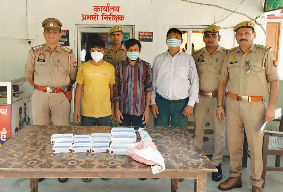 पुलिस गिरफ्त में शातिर चोर पुलिस गिरफ्त में शातिर चोर