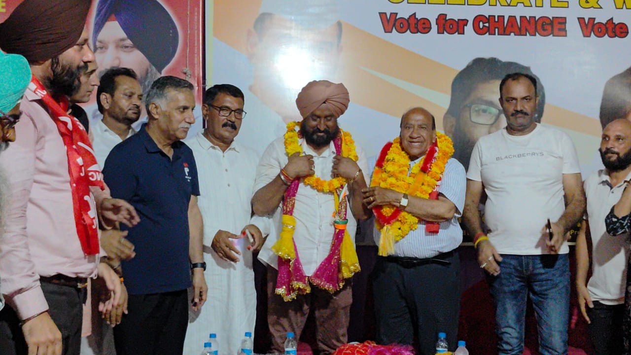 नेशनल कांफ्रेंस शांति, समृद्धि, भाईचारे और बलिदान का प्रतीक है: रतन लाल गुप्ता नेशनल कांफ्रेंस शांति, समृद्धि, भाईचारे और बलिदान का प्रतीक है: रतन लाल गुप्ता