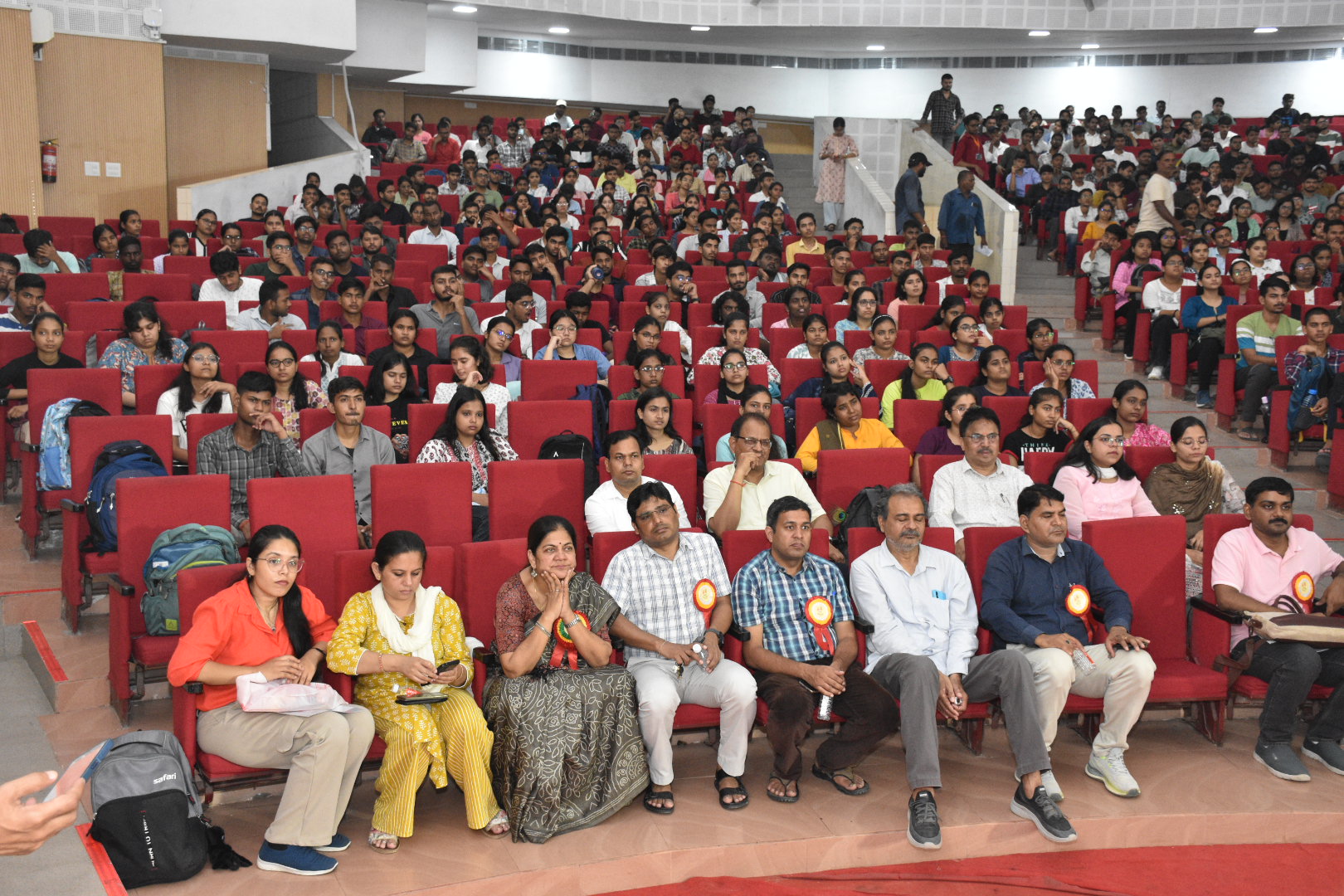 बीएचयू बी.एससी. आनर्स के नव प्रवेशी छात्रों का ओरिन्टेशन कार्यक्रम: फोटो बच्चा गुप्ता बीएचयू बी.एससी. आनर्स के नव प्रवेशी छात्रों का ओरिन्टेशन कार्यक्रम: फोटो बच्चा गुप्ता