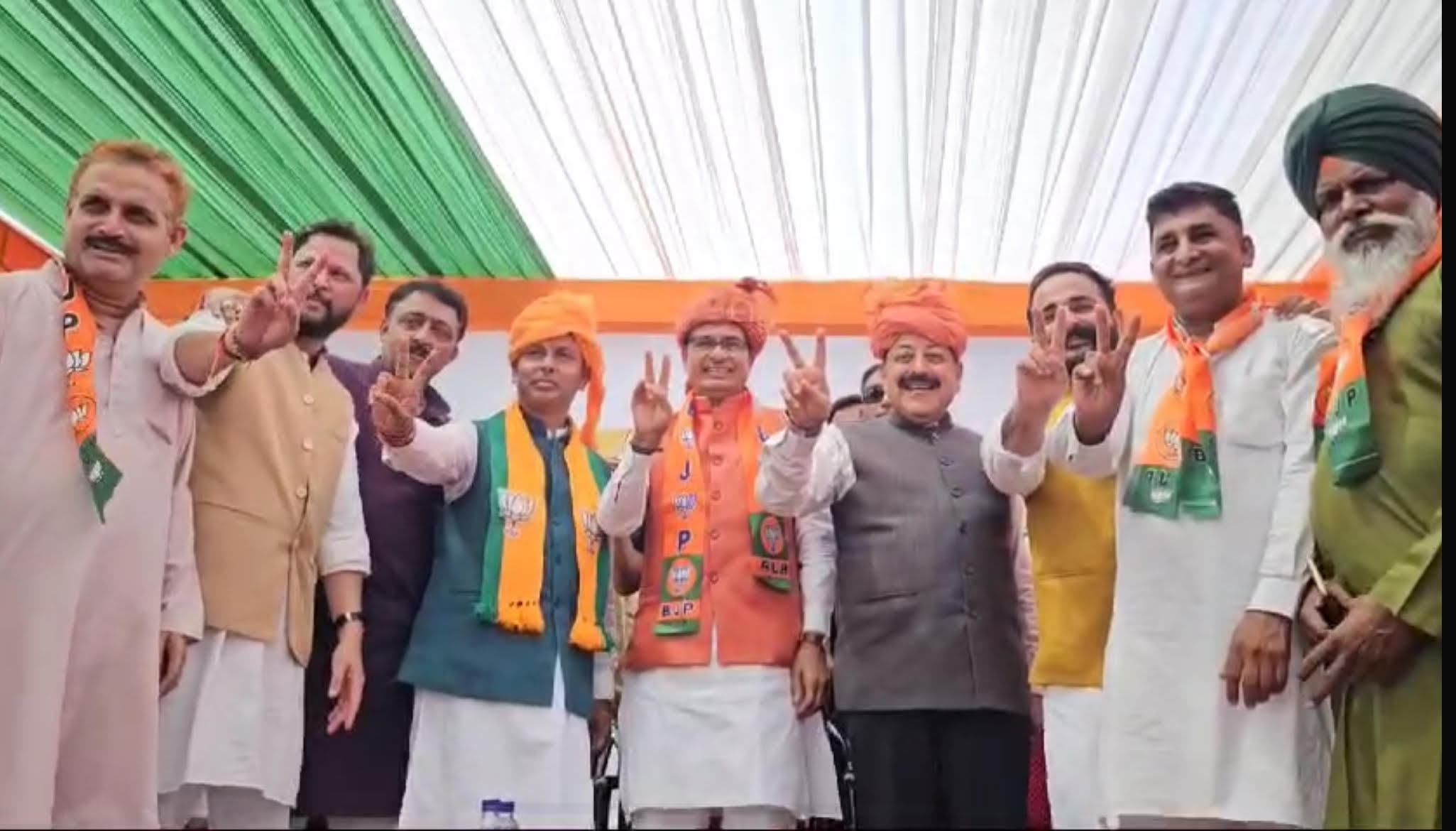 NC Congress is not an alliance, it is a thugbandhan, no force can bring back Article 370 - Shivraj Singh Chouhan NC Congress is not an alliance, it is a thugbandhan, no force can bring back Article 370 - Shivraj Singh Chouhan