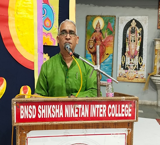 अपने जीवन को सार्थक बनाना चाहते है तो समाज के शोषित और वंचित वर्ग के आंसू पोछते हुए आगे बढ़े: अनिल तिवारी अपने जीवन को सार्थक बनाना चाहते है तो समाज के शोषित और वंचित वर्ग के आंसू पोछते हुए आगे बढ़े: अनिल तिवारी
