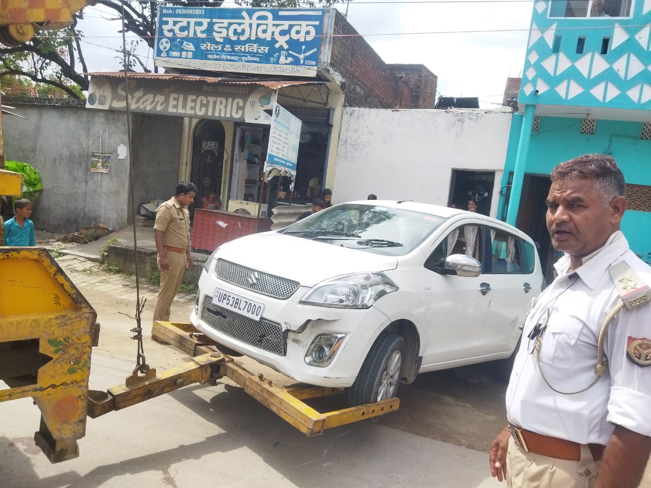 पकड़े गए ठग का वाहन पकड़े गए ठग का वाहन