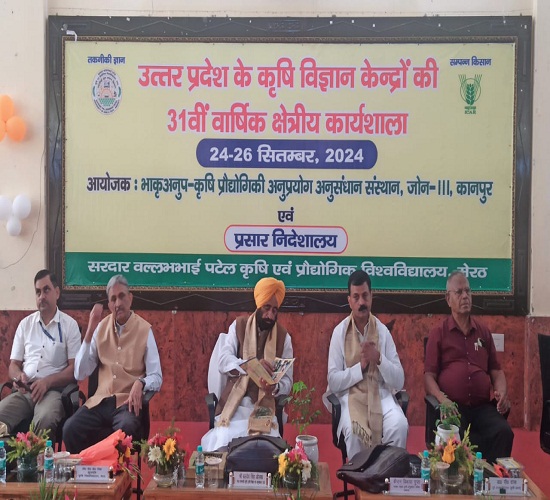 किसान देश के भविष्य है, मोटे अनाजों के उत्पादन व उत्पादकता बढ़ाने का अधिक करें प्रयास: बलदेव सिंह औलख किसान देश के भविष्य है, मोटे अनाजों के उत्पादन व उत्पादकता बढ़ाने का अधिक करें प्रयास: बलदेव सिंह औलख