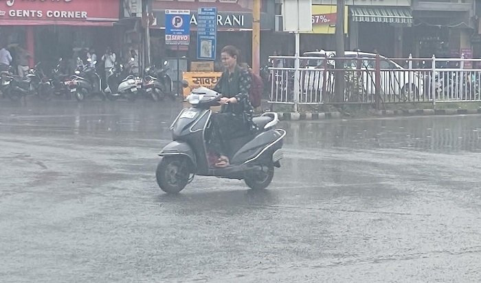 बारिश (फाइल फोटो) बारिश (फाइल फोटो)