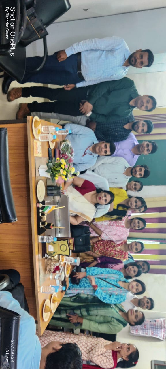 इतिहास घटनाओं नहीं, विचारों का होता है: प्रो.राजवन्त राव* इतिहास घटनाओं नहीं, विचारों का होता है: प्रो.राजवन्त राव*