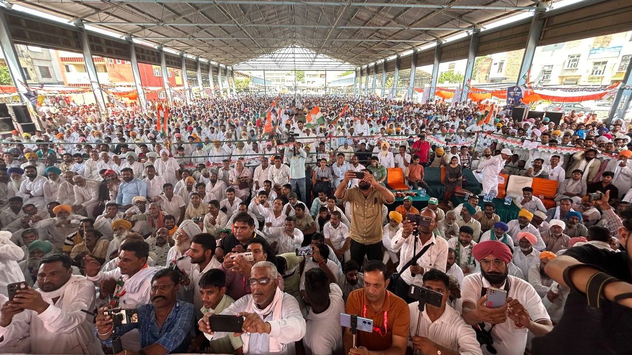 कांग्रेस प्रत्याशी शीशपाल केहरवाला के पक्ष में जोरदार जनसभा का आयोजन कांग्रेस प्रत्याशी शीशपाल केहरवाला के पक्ष में जोरदार जनसभा का आयोजन