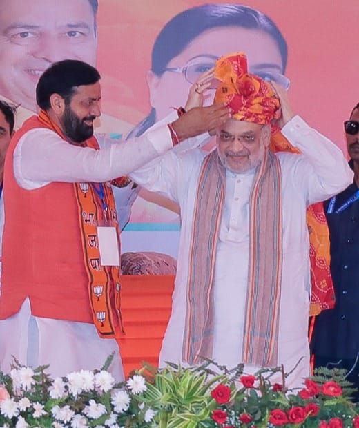 केंद्रीय गृह एवं सहकारिता मंत्री अमित शाह का अंबाला के मुलाना में स्वागत करते मुख्यमंत्री नायब सैनी केंद्रीय गृह एवं सहकारिता मंत्री अमित शाह का अंबाला के मुलाना में स्वागत करते मुख्यमंत्री नायब सैनी