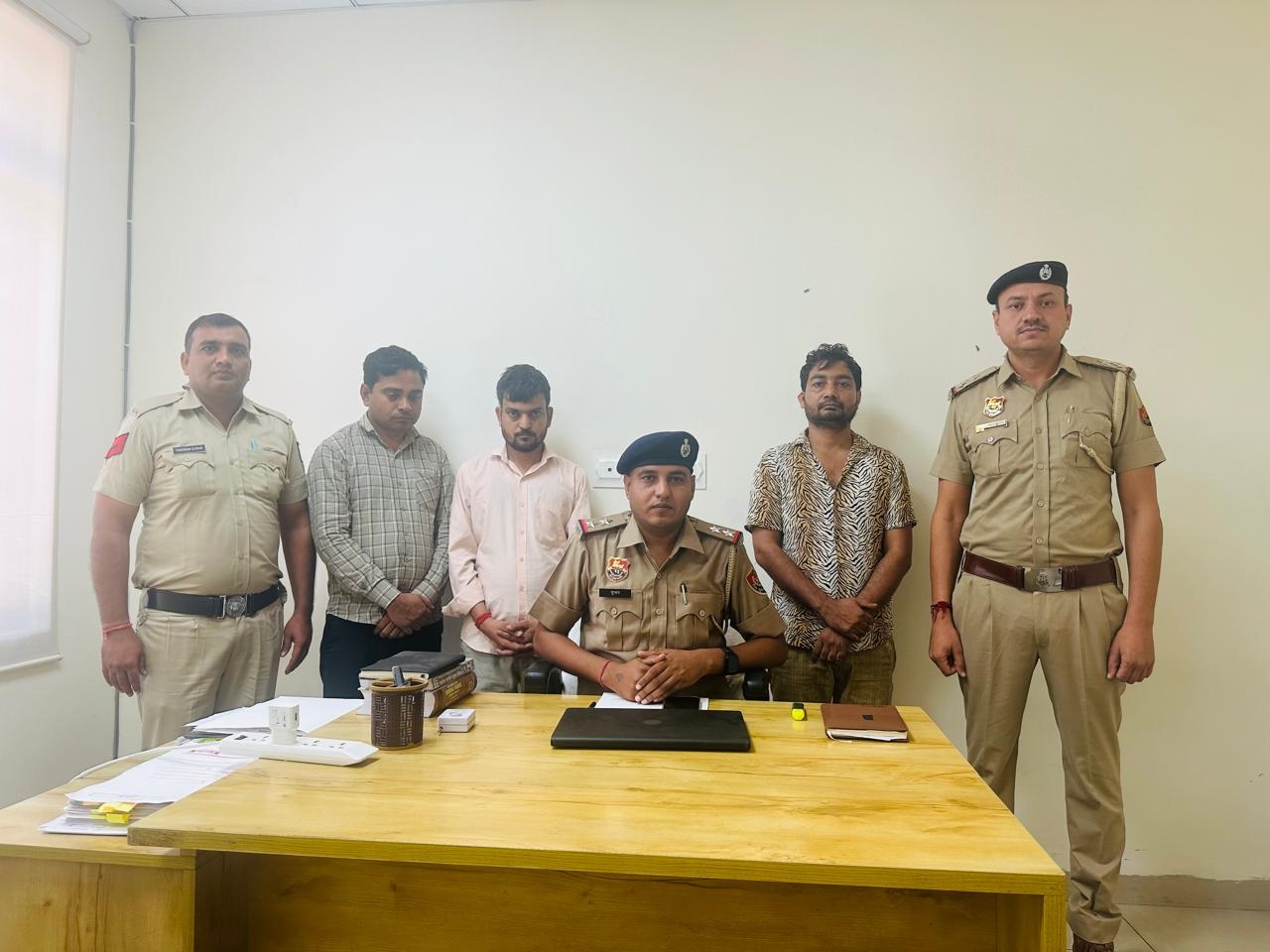 साइबर ठगी के मामले में सिरसा पुलिस दबोचे आरोपी साइबर ठगी के मामले में सिरसा पुलिस दबोचे आरोपी