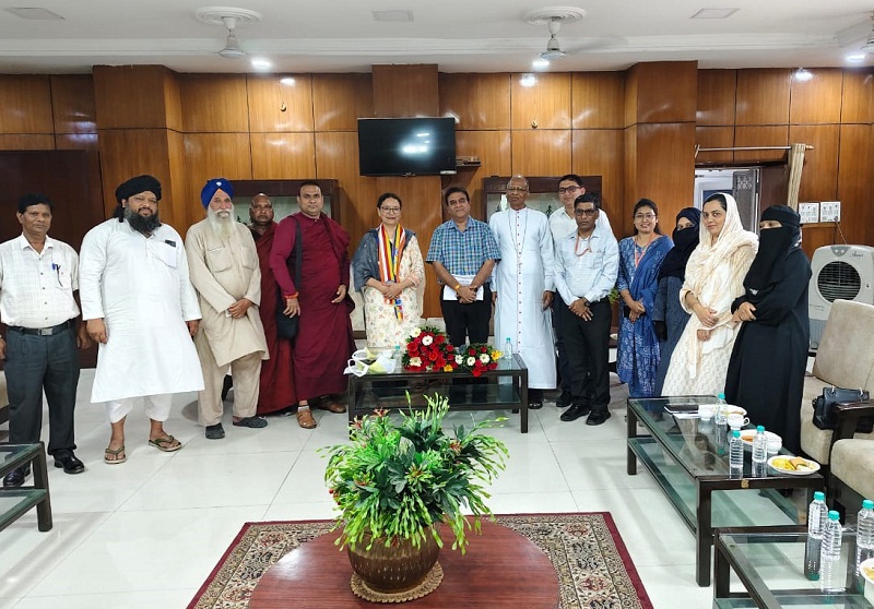 राष्ट्रीय अल्पसंख्यक आयोग की सदस्य ने रिंचन लम्हों की योजनाओं की समीक्षा राष्ट्रीय अल्पसंख्यक आयोग की सदस्य ने रिंचन लम्हों की योजनाओं की समीक्षा