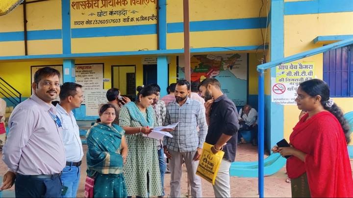 इंदौरः धारणाधिकार के तहत पट्टे देने के लिए तहसील कार्यालयों में लगे कैम्प इंदौरः धारणाधिकार के तहत पट्टे देने के लिए तहसील कार्यालयों में लगे कैम्प