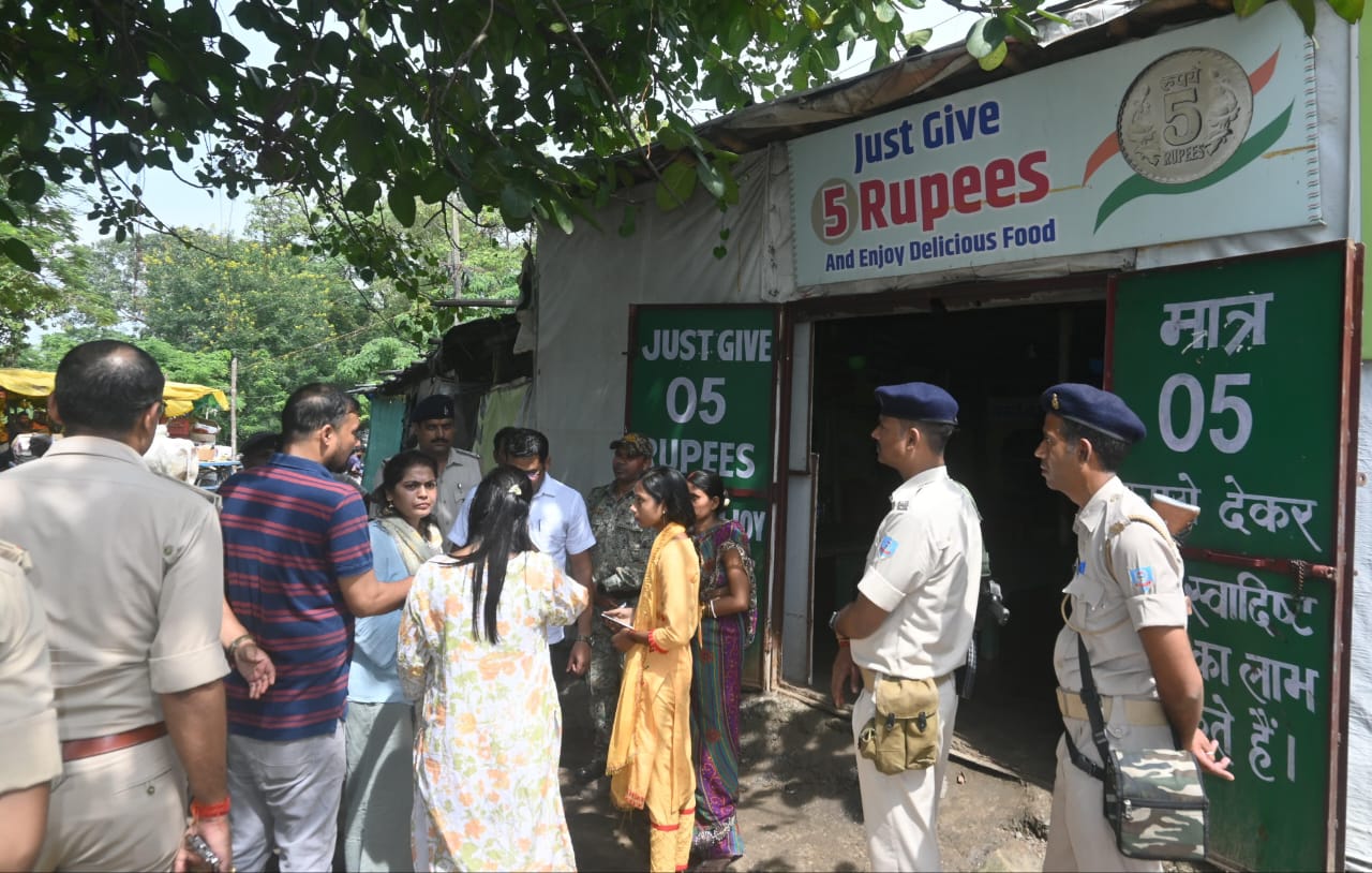 दाल भात का निरीक्षण दाल भात का निरीक्षण