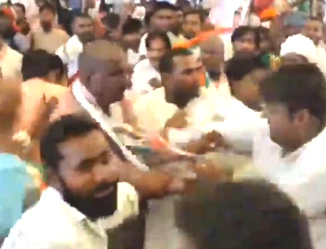 झगड़ा झगड़ा