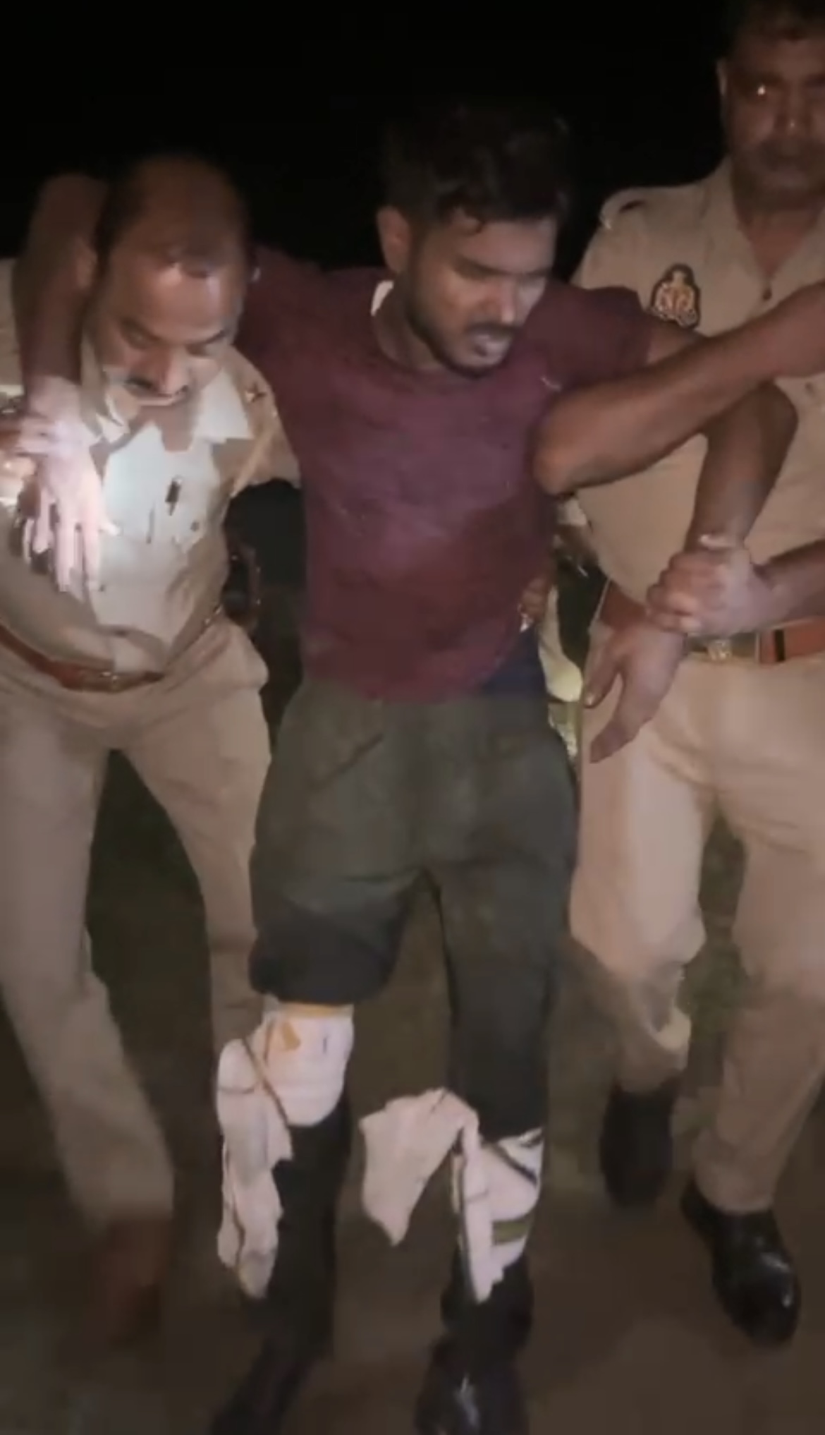 व्यापारी को गोली मारने वाले आरोपी मुठभेड़ में गिरफ्तार व्यापारी को गोली मारने वाले आरोपी मुठभेड़ में गिरफ्तार