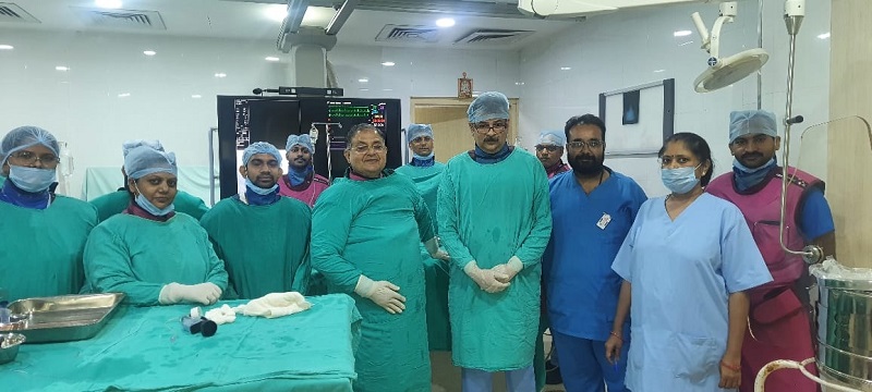 हमीदिया अस्पताल में प्रथम आईवीयूएस गाइडेड एंजियोप्लास्टी करने वाली टीम हमीदिया अस्पताल में प्रथम आईवीयूएस गाइडेड एंजियोप्लास्टी करने वाली टीम