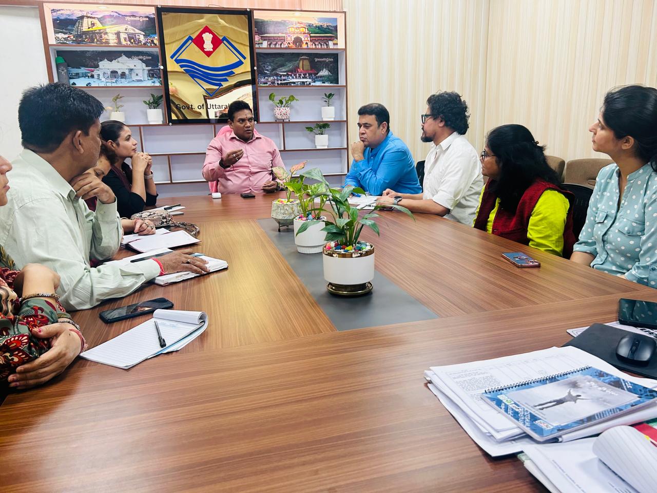 मंगलवार को सचिवालय में स्वास्थ्य सचिव डॉ.आर राजेश कुमार और प्रांतीय चिकित्सा स्वास्थ्य सेवा संघ के पदाधिकारियों के साथ बैठक। मंगलवार को सचिवालय में स्वास्थ्य सचिव डॉ.आर राजेश कुमार और प्रांतीय चिकित्सा स्वास्थ्य सेवा संघ के पदाधिकारियों के साथ बैठक।