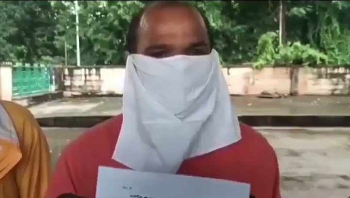 अपहरण हुईं लड़की का पिता प्रेम प्रकाश गौर की फोटो अपहरण हुईं लड़की का पिता प्रेम प्रकाश गौर की फोटो