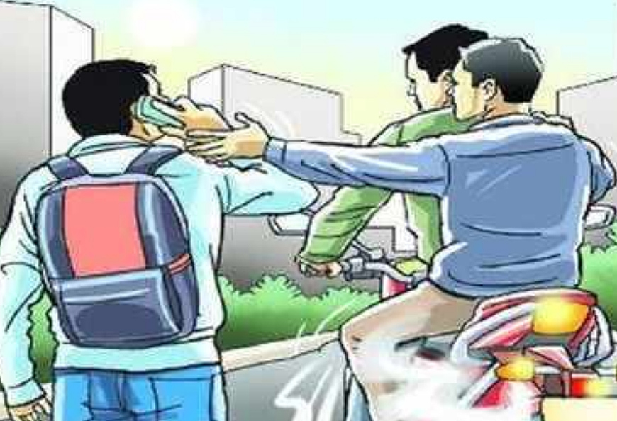 चालीस लाख रुपए कीमत के चाेरी के 190 माेबाइल बरामद, मालिकों को वापस लौटाने का सिलसिला भी शुरू चालीस लाख रुपए कीमत के चाेरी के 190 माेबाइल बरामद, मालिकों को वापस लौटाने का सिलसिला भी शुरू