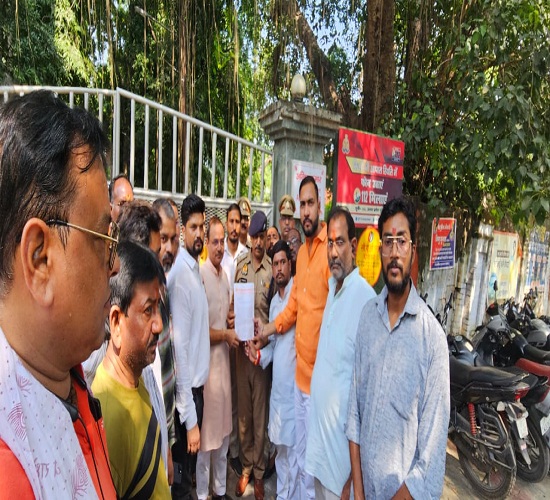 डांडिया गरबा हिन्दुओं का उत्सव में विधर्मियों के प्रवेश पर लगाया जाय प्रतिबंध: विहिप डांडिया गरबा हिन्दुओं का उत्सव में विधर्मियों के प्रवेश पर लगाया जाय प्रतिबंध: विहिप