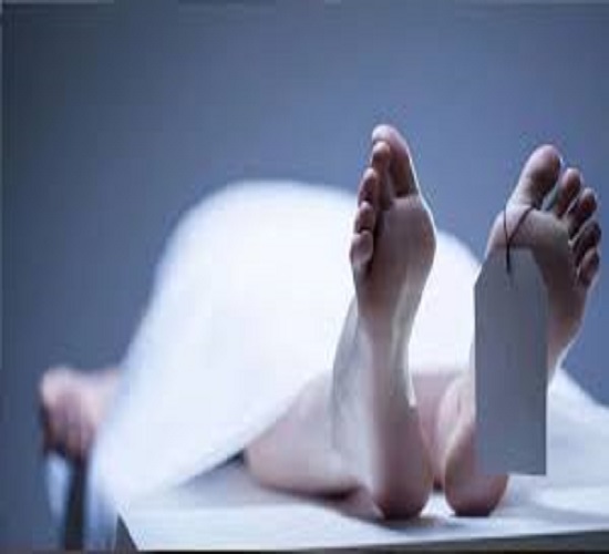कानपुर: खेत में पाया गया किसान का शव (सांकेतिक छाया चित्र) कानपुर: खेत में पाया गया किसान का शव (सांकेतिक छाया चित्र)