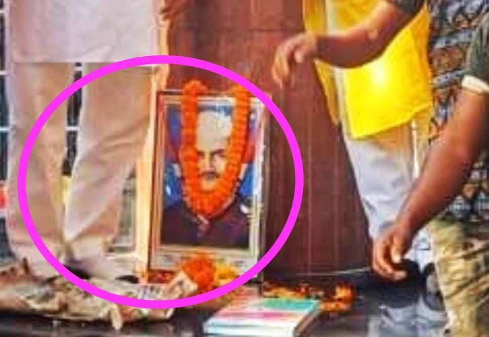 महापौर पर शास्त्री जी का अपमान, नेता प्रतिपक्ष ने की एफआईआर की मांग
