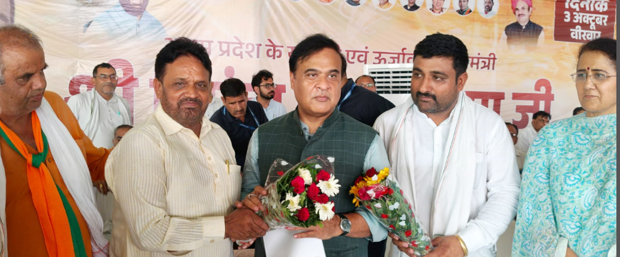 3 Snp- 3 सोनीपत: असम के मुख्यमंत्री हिमंत बिस्वा सरमा का गन्नौर में स्वागत करते हुए स्थानीय नेता। 3 Snp- 3 सोनीपत: असम के मुख्यमंत्री हिमंत बिस्वा सरमा का गन्नौर में स्वागत करते हुए स्थानीय नेता।