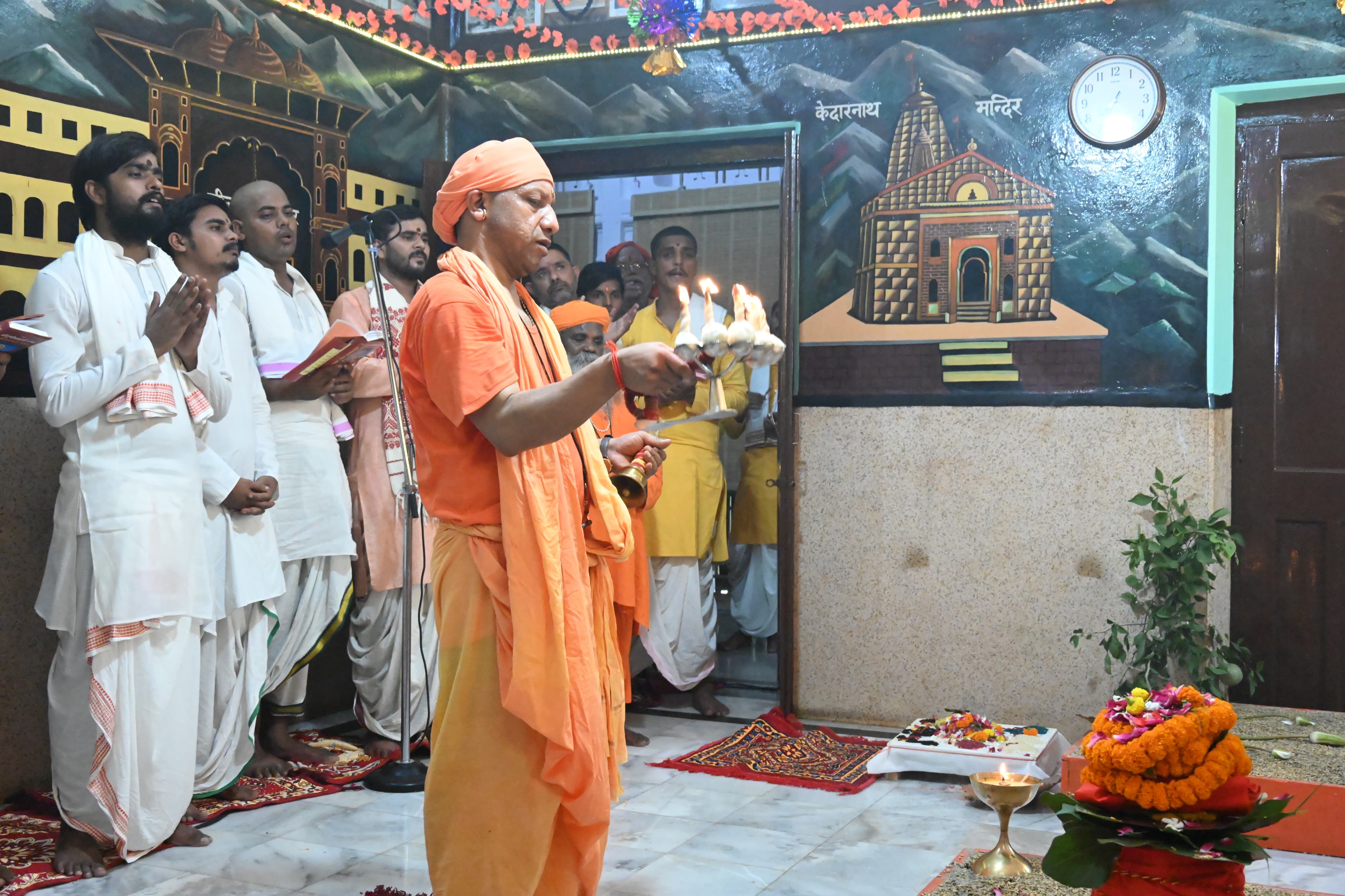 मंदिर के शक्तिपीठ में पहले दिन हुई मां शैलपुत्री की आराधना* मंदिर के शक्तिपीठ में पहले दिन हुई मां शैलपुत्री की आराधना*