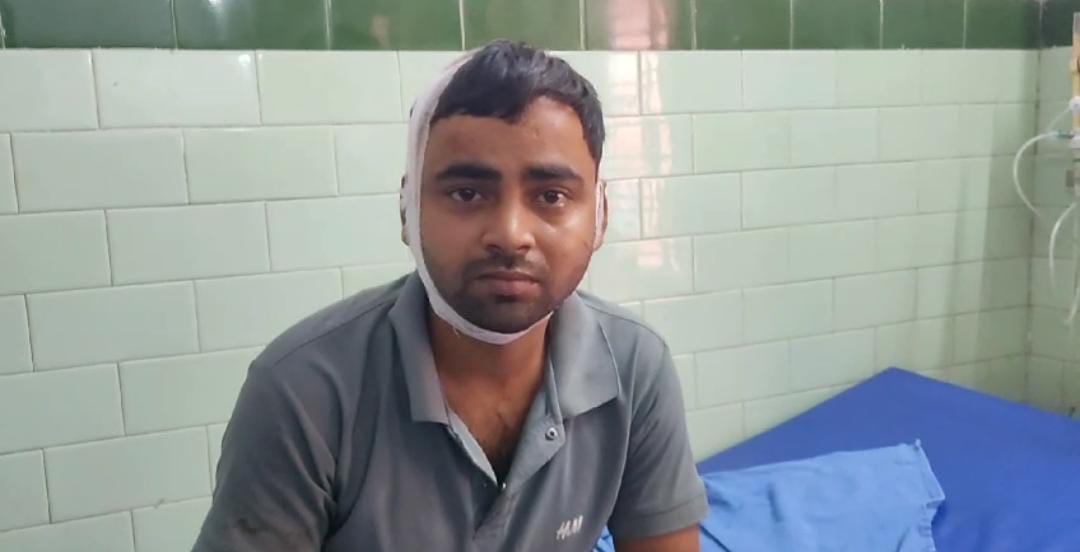 सिरौली में दबंगो ने युवक को पीट कर रकम और अंगूठी लूटी सिरौली में दबंगो ने युवक को पीट कर रकम और अंगूठी लूटी