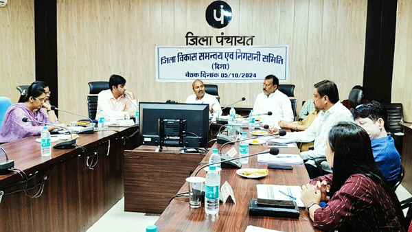 छतरपुर : घुमंतु जनजातियों को गरीब कल्याण योजना से जोड़े : केन्द्रीय मंत्री छतरपुर : घुमंतु जनजातियों को गरीब कल्याण योजना से जोड़े : केन्द्रीय मंत्री