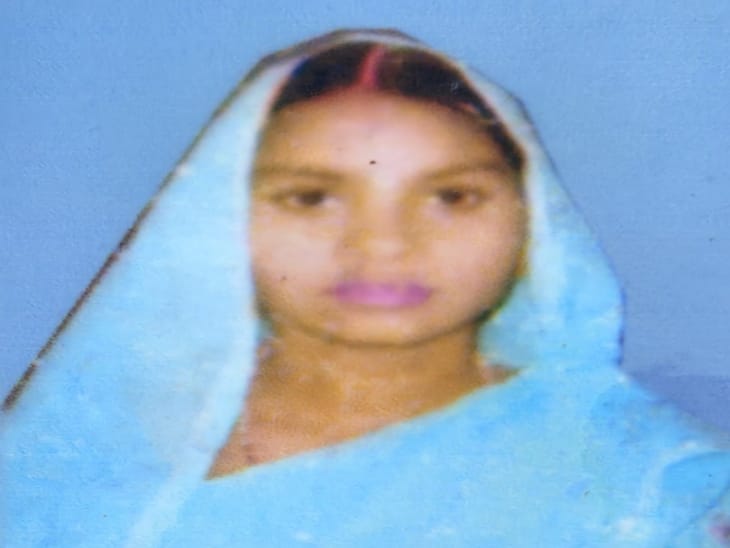 महिला का शव फंदे से लटकता मिला फाईल। फोटो महिला का शव फंदे से लटकता मिला फाईल। फोटो