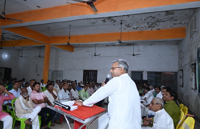 जदयू के राष्ट्रीय महासचिव मनीष वर्मा कार्यकर्ता समागम को संबोधित करते जहानाबाद में जदयू के राष्ट्रीय महासचिव मनीष वर्मा कार्यकर्ता समागम को संबोधित करते जहानाबाद में