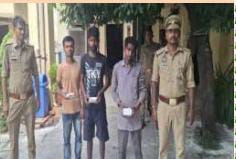कानपुर के रायपुरवा थाने में चोरी करने वाले गिरोह के सदस्य व पुलिस टीम की फोटो कानपुर के रायपुरवा थाने में चोरी करने वाले गिरोह के सदस्य व पुलिस टीम की फोटो
