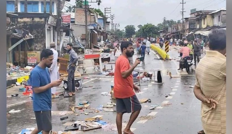 अगरतला: उत्तरी त्रिपुरा जिले में हुए सांप्रदायिक संघर्ष के बाद की तस्वीर।