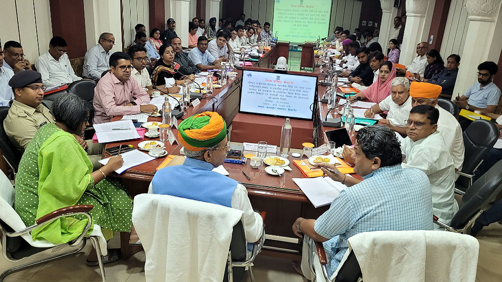 केन्द्र और राज्य सरकार की योजनाओं का लाभ पहुंचे अंतिम छोर के व्यक्ति तक : केंद्रीय मंत्री मेघवाल केन्द्र और राज्य सरकार की योजनाओं का लाभ पहुंचे अंतिम छोर के व्यक्ति तक : केंद्रीय मंत्री मेघवाल