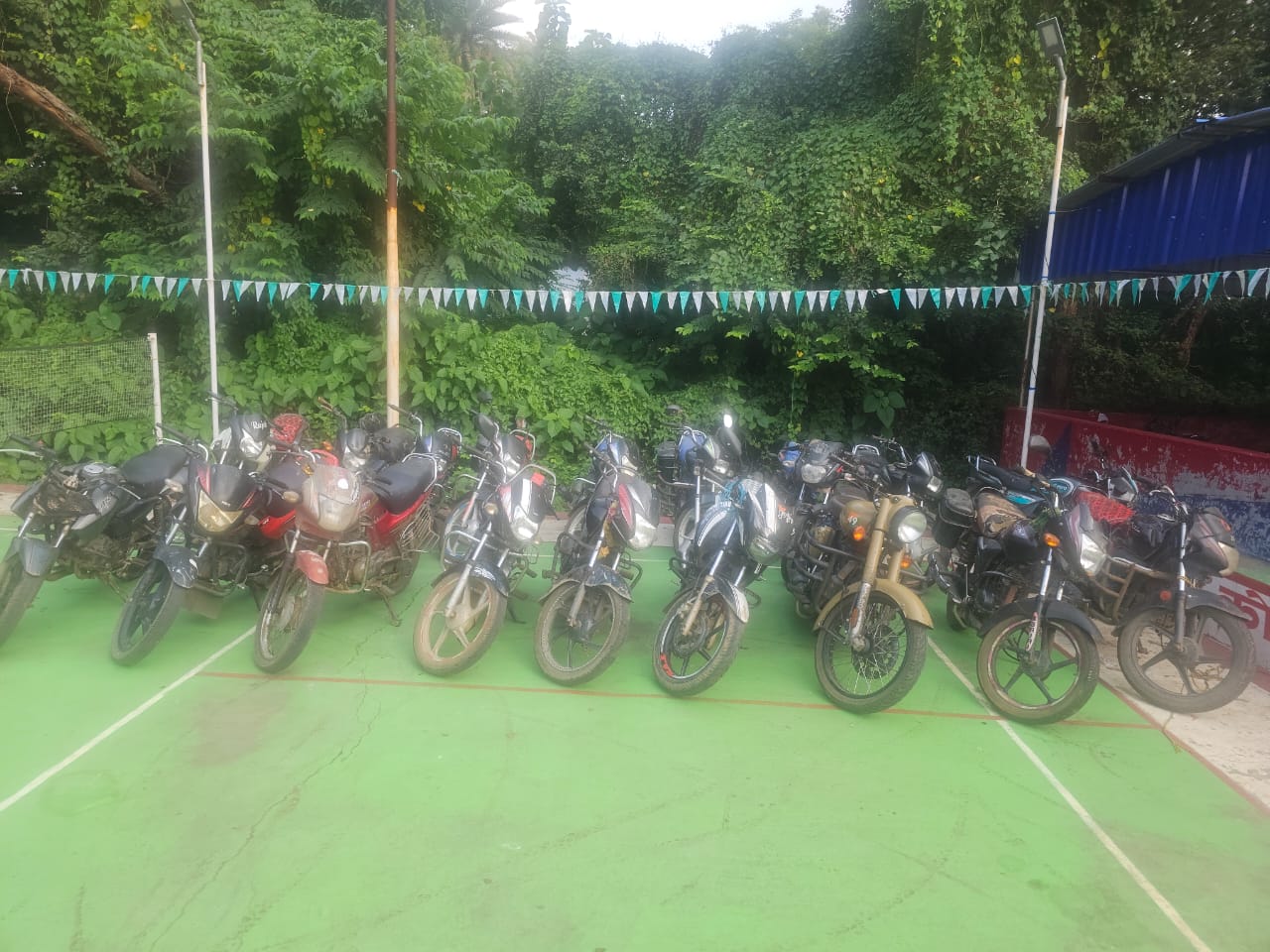 जप्त बाईक जप्त बाईक