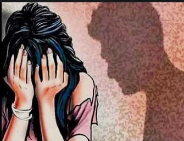 टीकमगढ़, : 13 वर्षीय आदिवासी बालिका के साथ दो मुस्लिम युवकों ने किया रेप टीकमगढ़, : 13 वर्षीय आदिवासी बालिका के साथ दो मुस्लिम युवकों ने किया रेप
